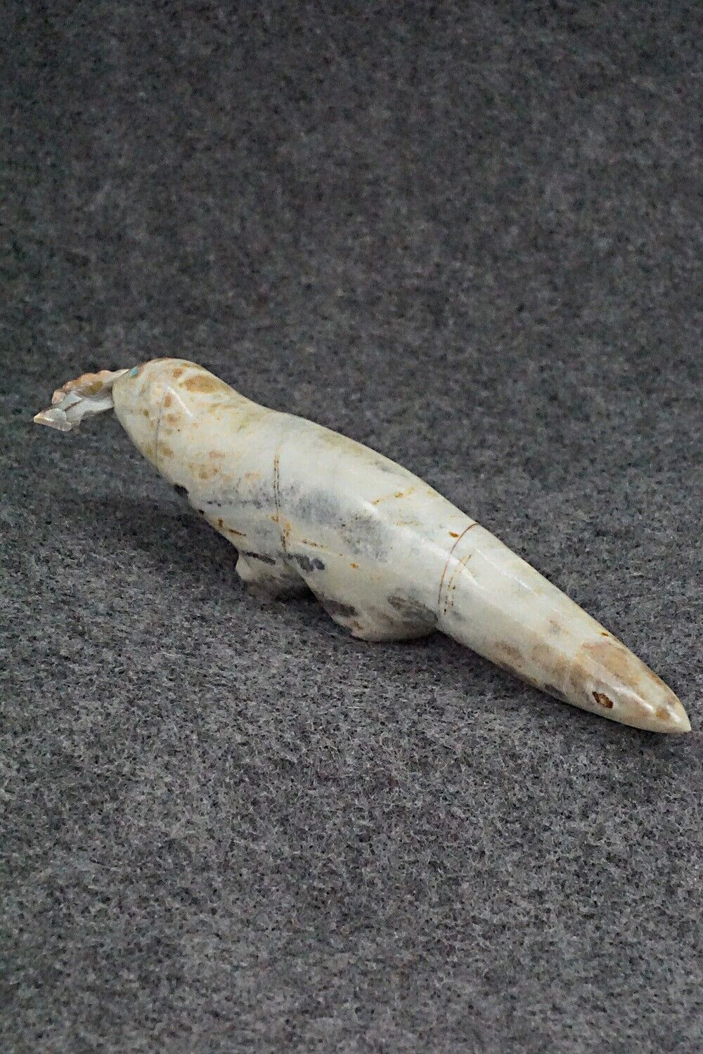 Otter with Fish Zuni Fetish Carving - Delvin Leekya