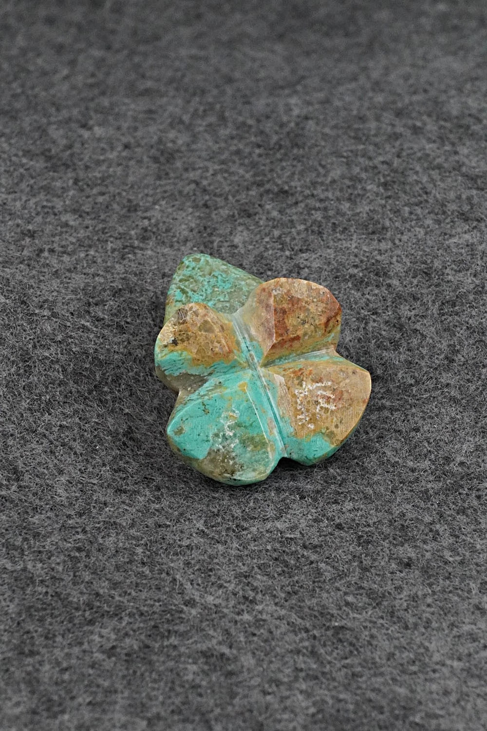 Frog Zuni Fetish Carving - Kenric Laiwakete