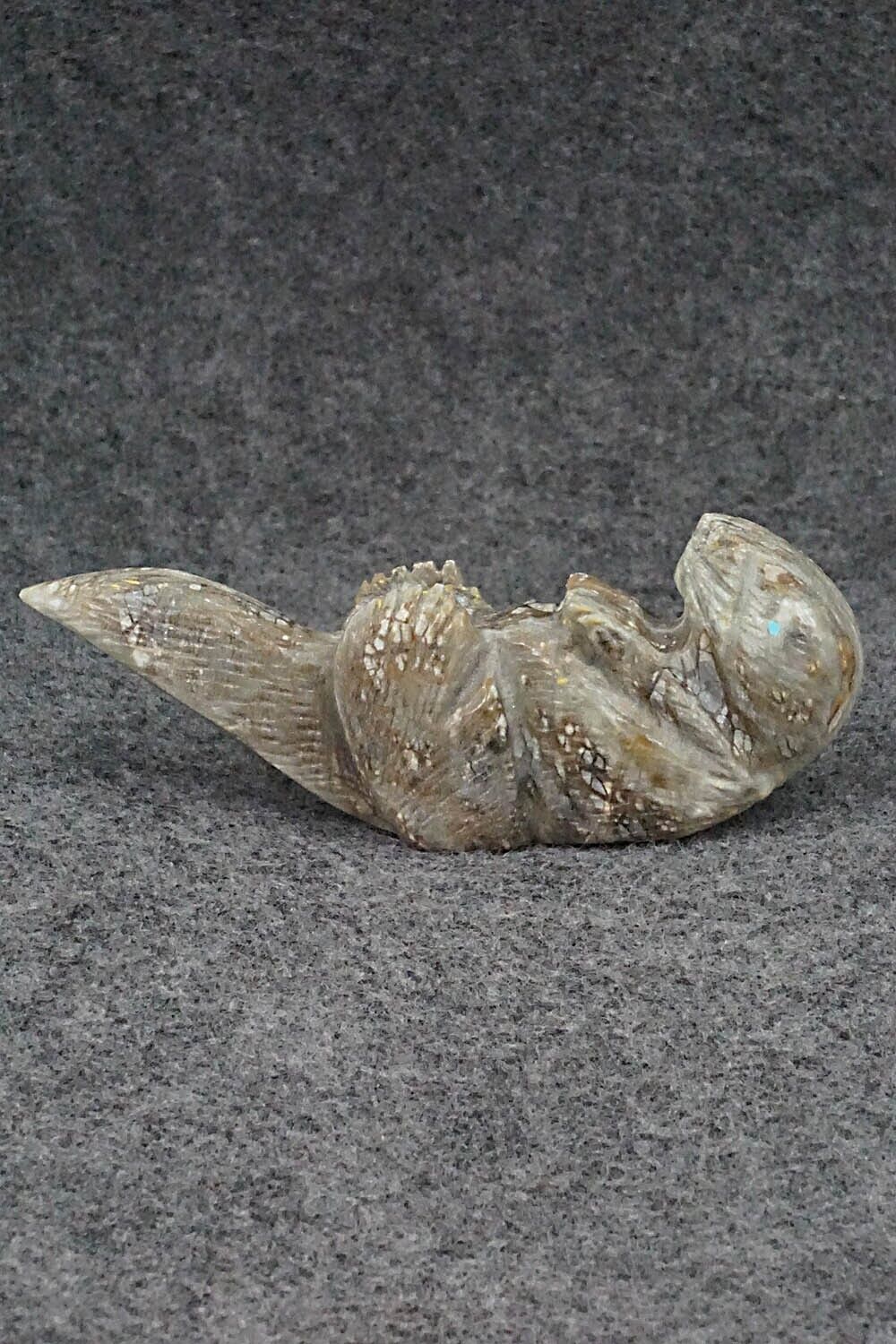 Otter Zuni Fetish Carving - Tony Mackel