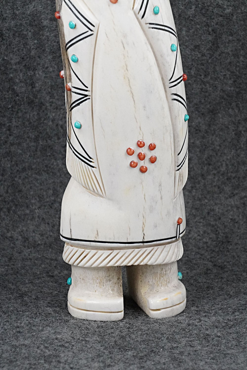 Corn Maiden Zuni Fetish Carving - Claudia Peina