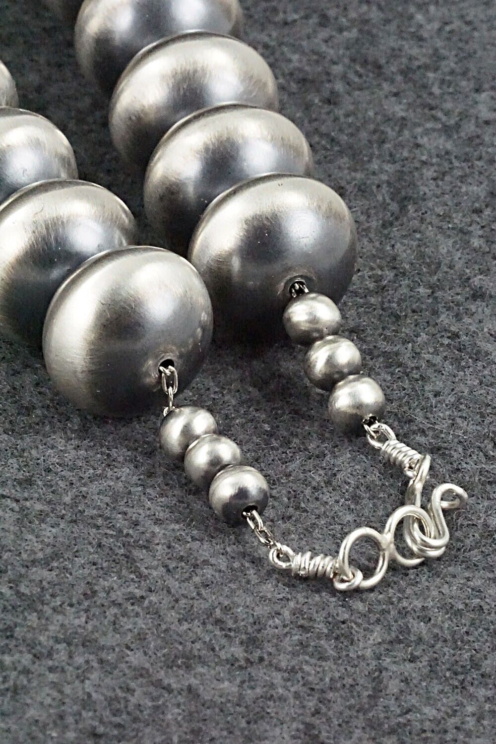 Sterling Silver Navajo Pearl Necklace 18" - Bryannen Halwood
