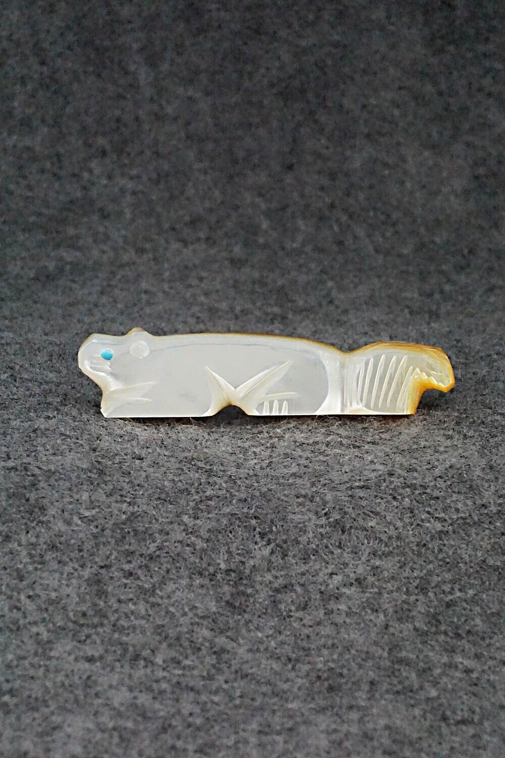 Squirrel Zuni Fetish Carving - Danette Laate