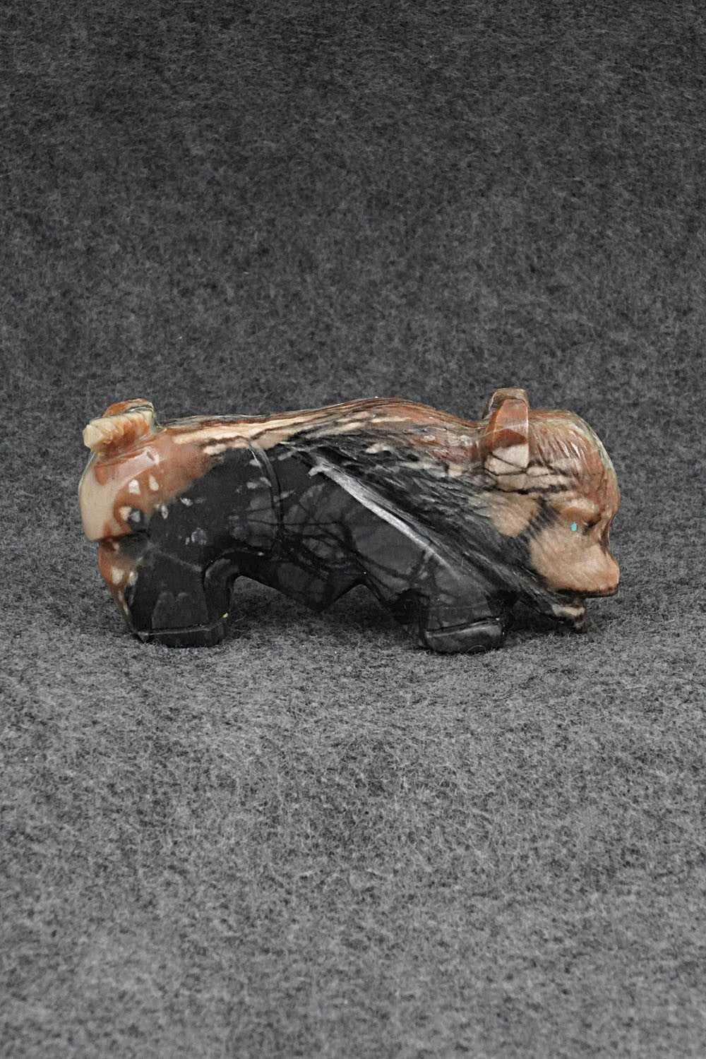 Buffalo Zuni Fetish Carving - Tony Mackel