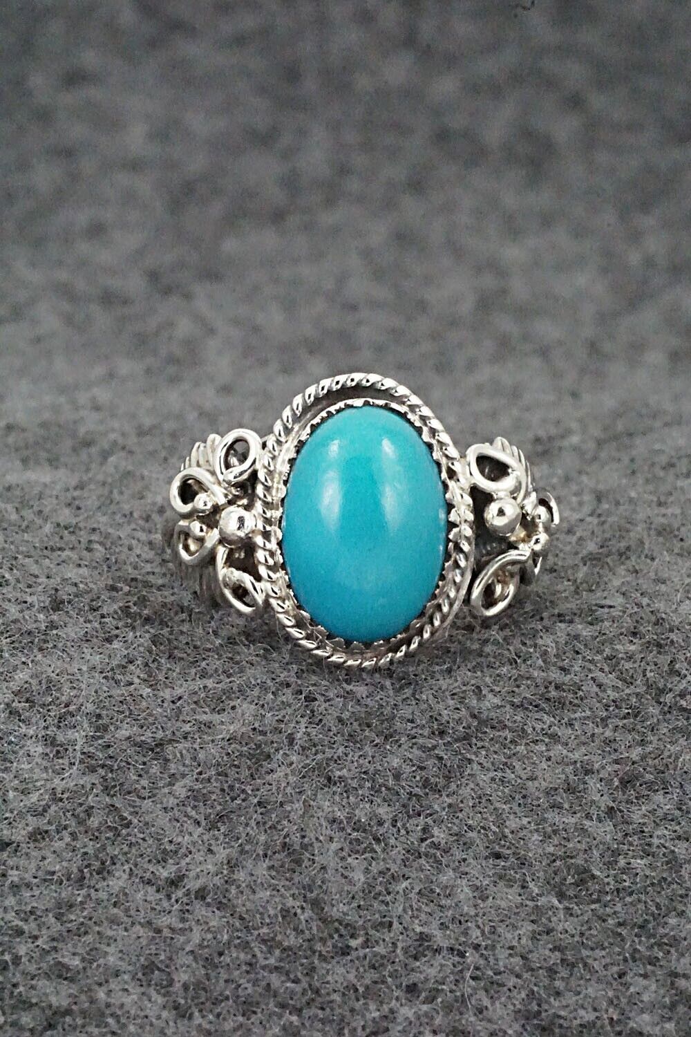 Turquoise & Sterling Silver Ring - Jeannette Saunders - Size 7