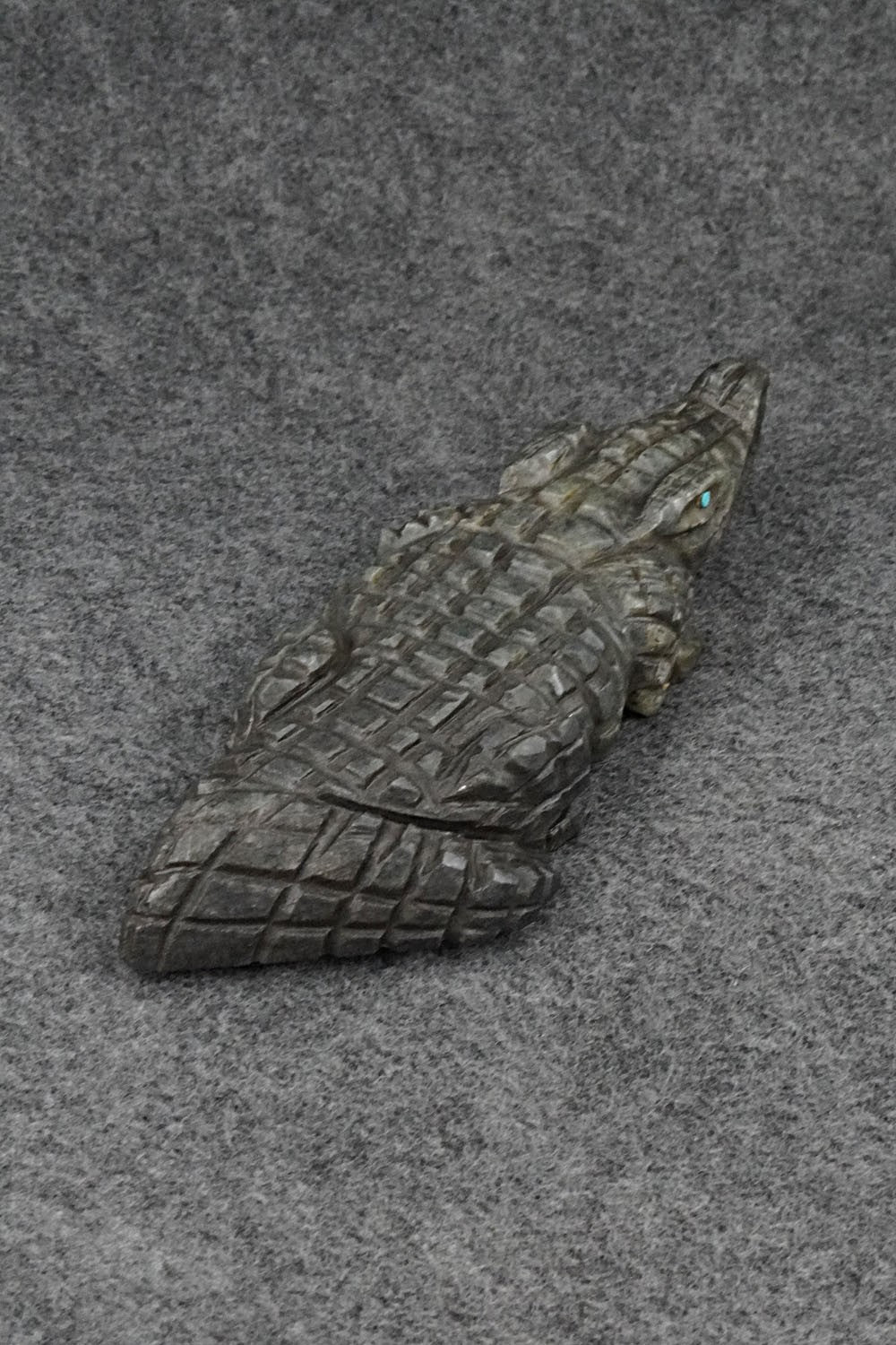 Alligator Zuni Fetish Carving - Tony Mackel