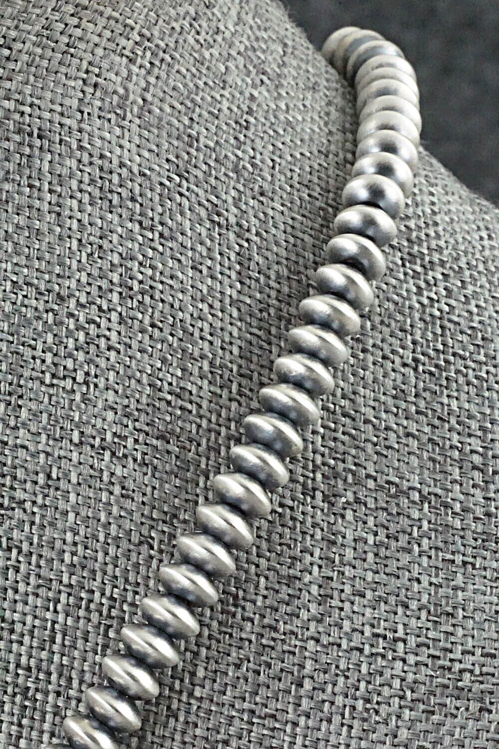 Sterling Silver Navajo Pearl Necklace 14" - Bryannen Halwood