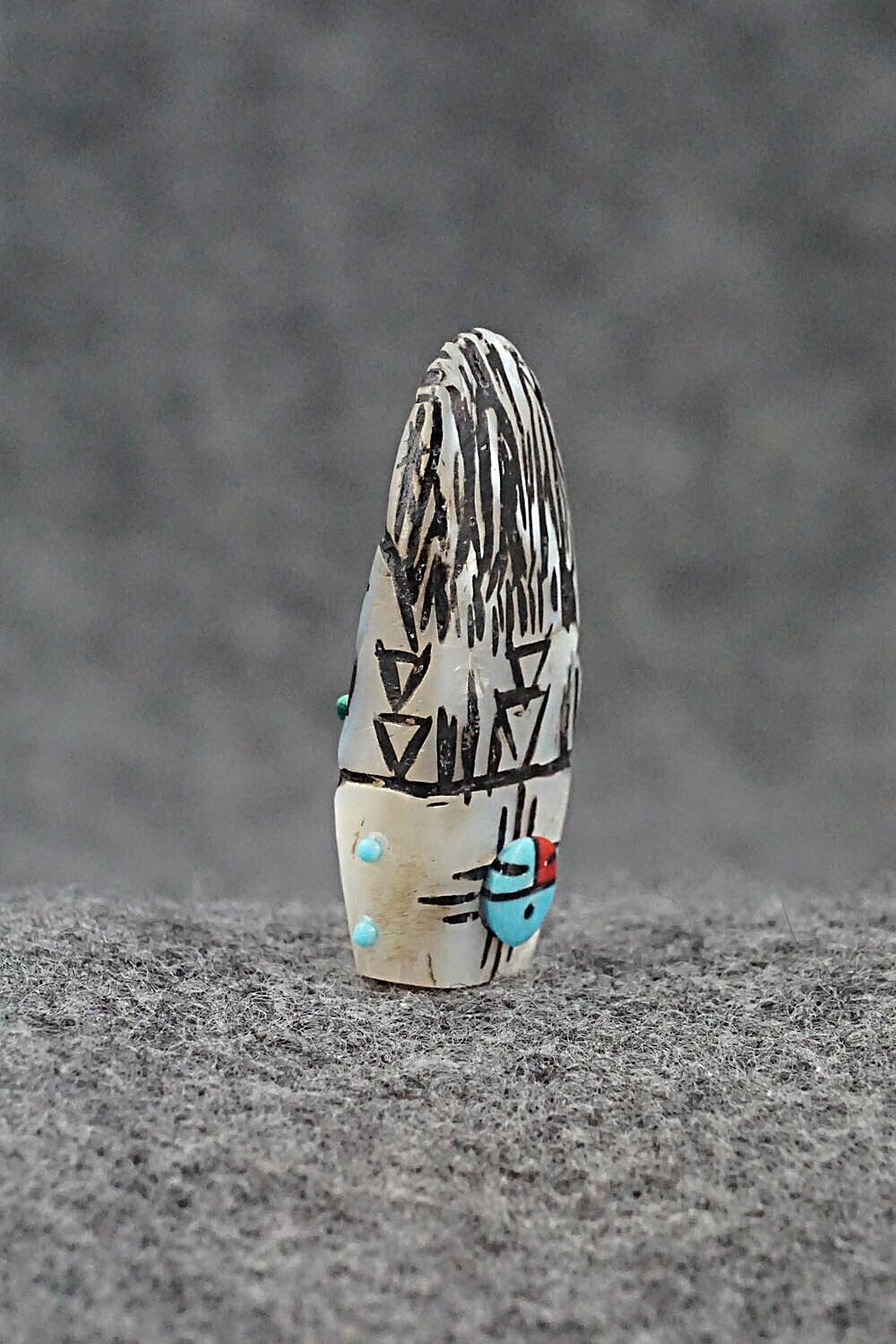 Corn Maiden Zuni Fetish Carving - Jared Amesoli