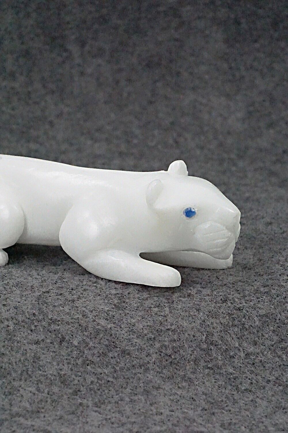 Mountain Lion Zuni Fetish Carving - Lance Cheama