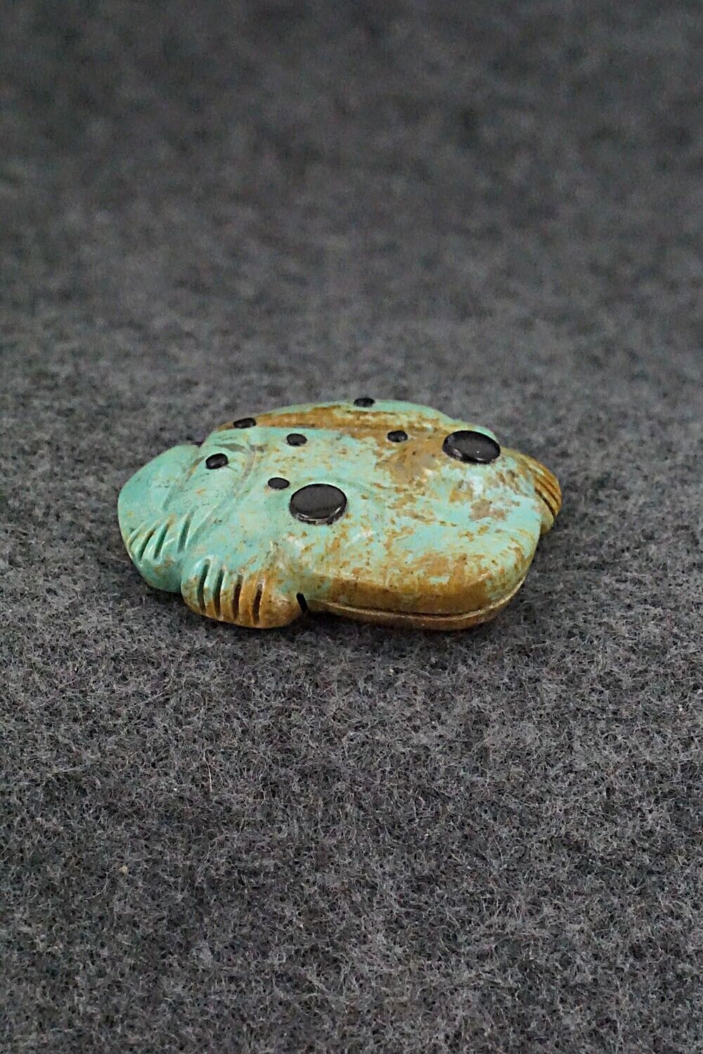 Frog Zuni Fetish Carving - Reynold Lunasee