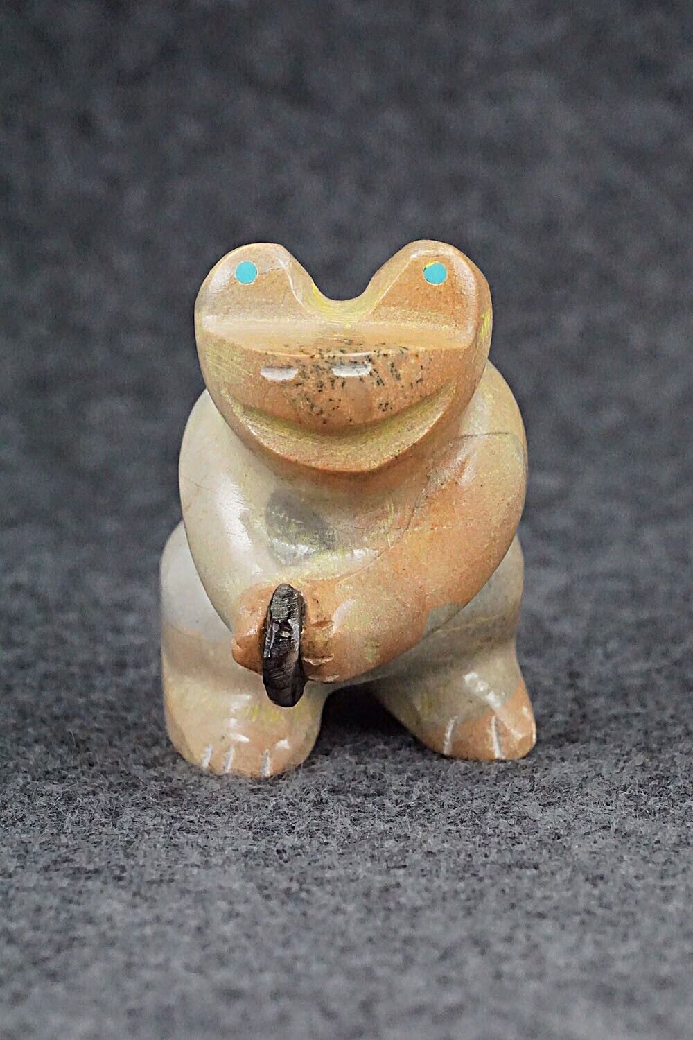 Frog Zuni Fetish Carving - Enrike Leekya