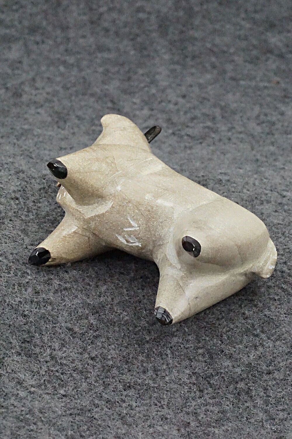 Goat Zuni Fetish Carving - Enrike Leekya