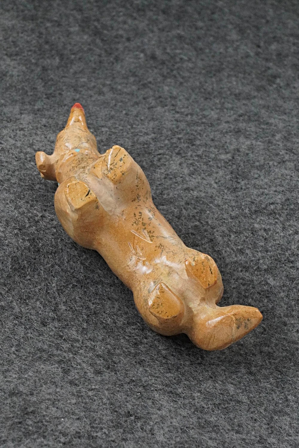 Dog Zuni Fetish Carving - Freddie Leekya