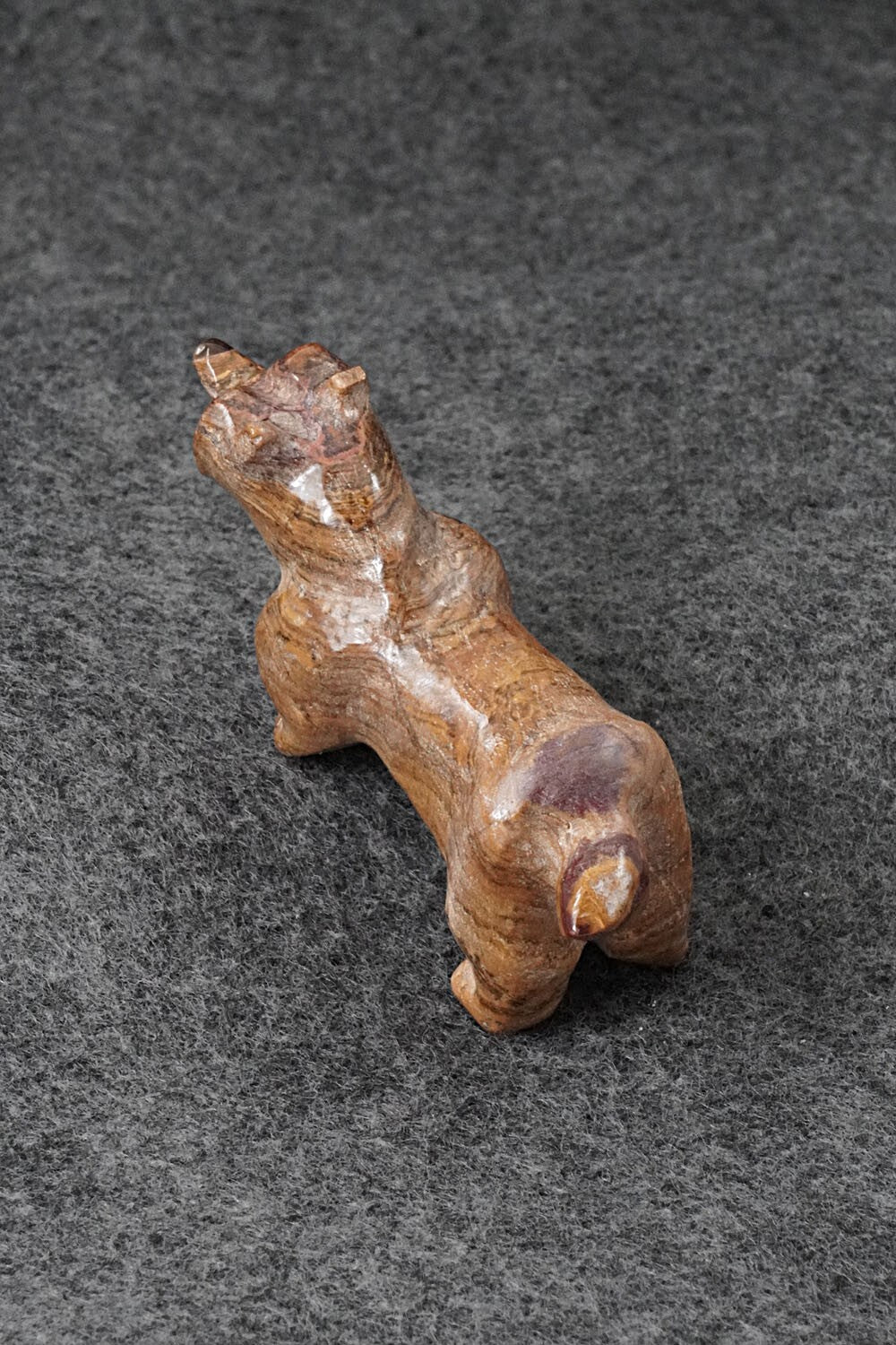 Bobcat Zuni Fetish Carving - Freddie Leekya
