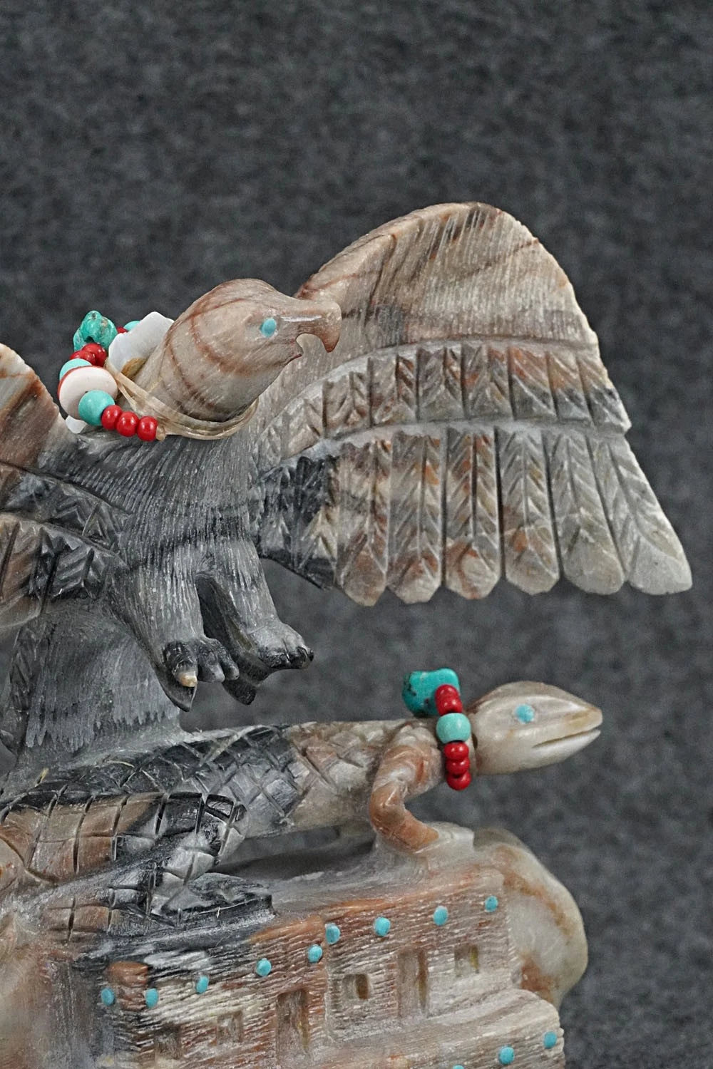 Eagle and Lizard Zuni Fetish Carving - Douglas Martza