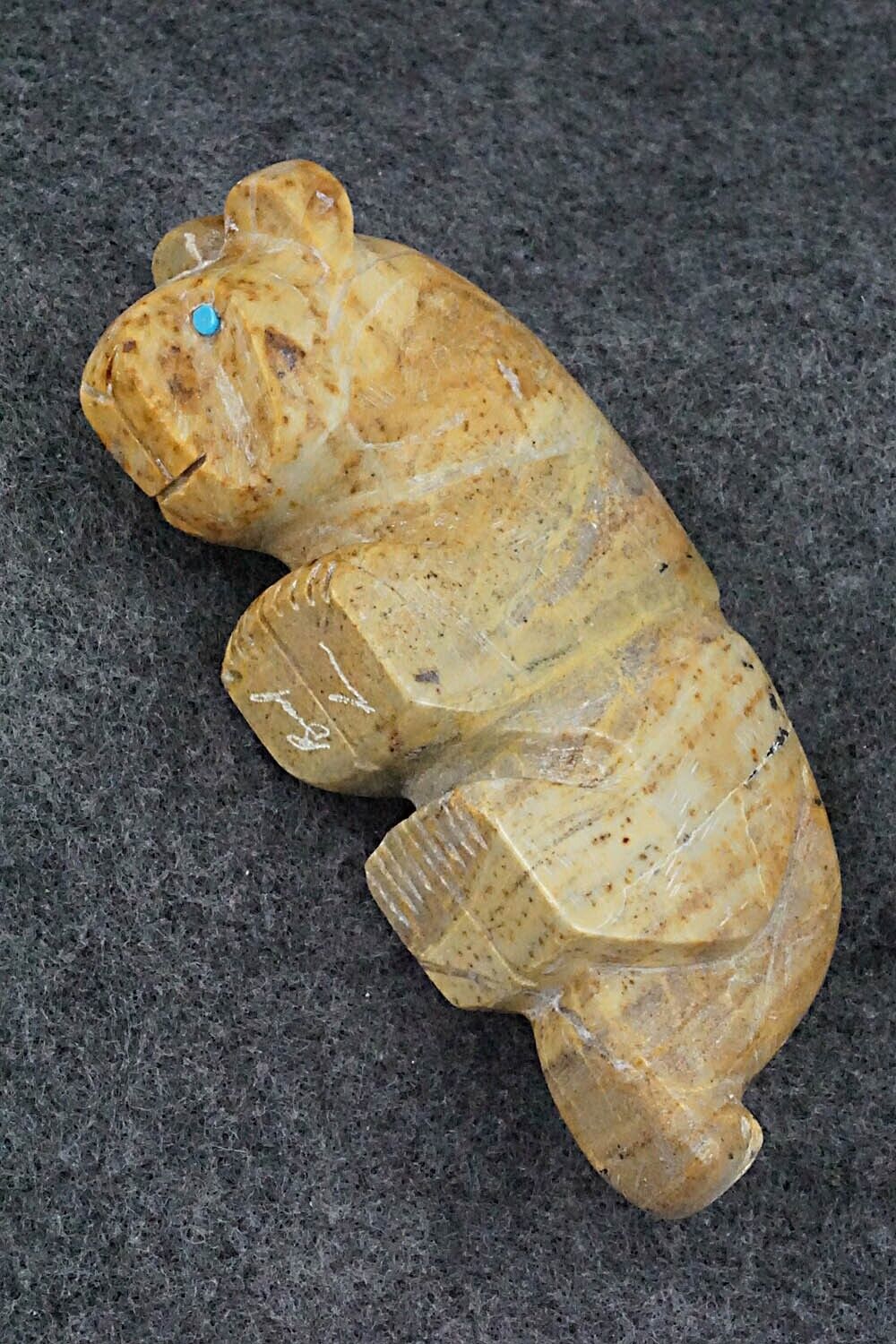 Mountain Lion Zuni Fetish Carving - Reynold Lunasee