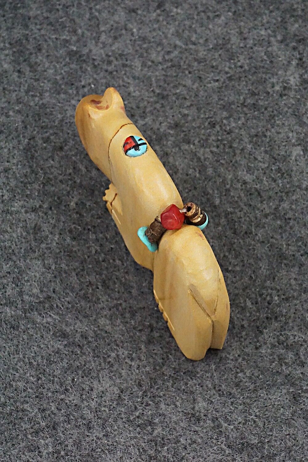 Bear Zuni Fetish Carving - Danette Laate