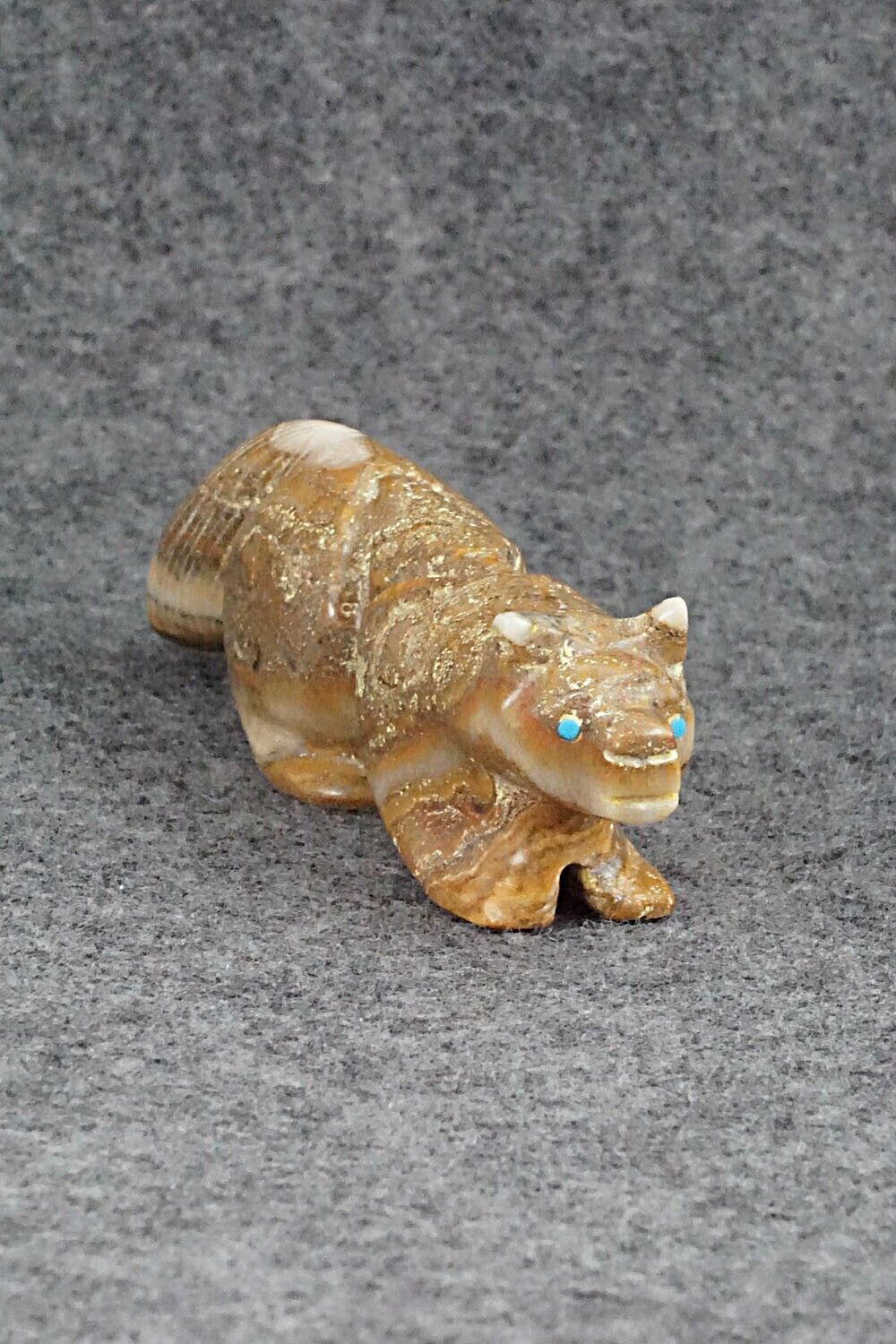 Wolf Zuni Fetish Carving - Rosella Soseeah