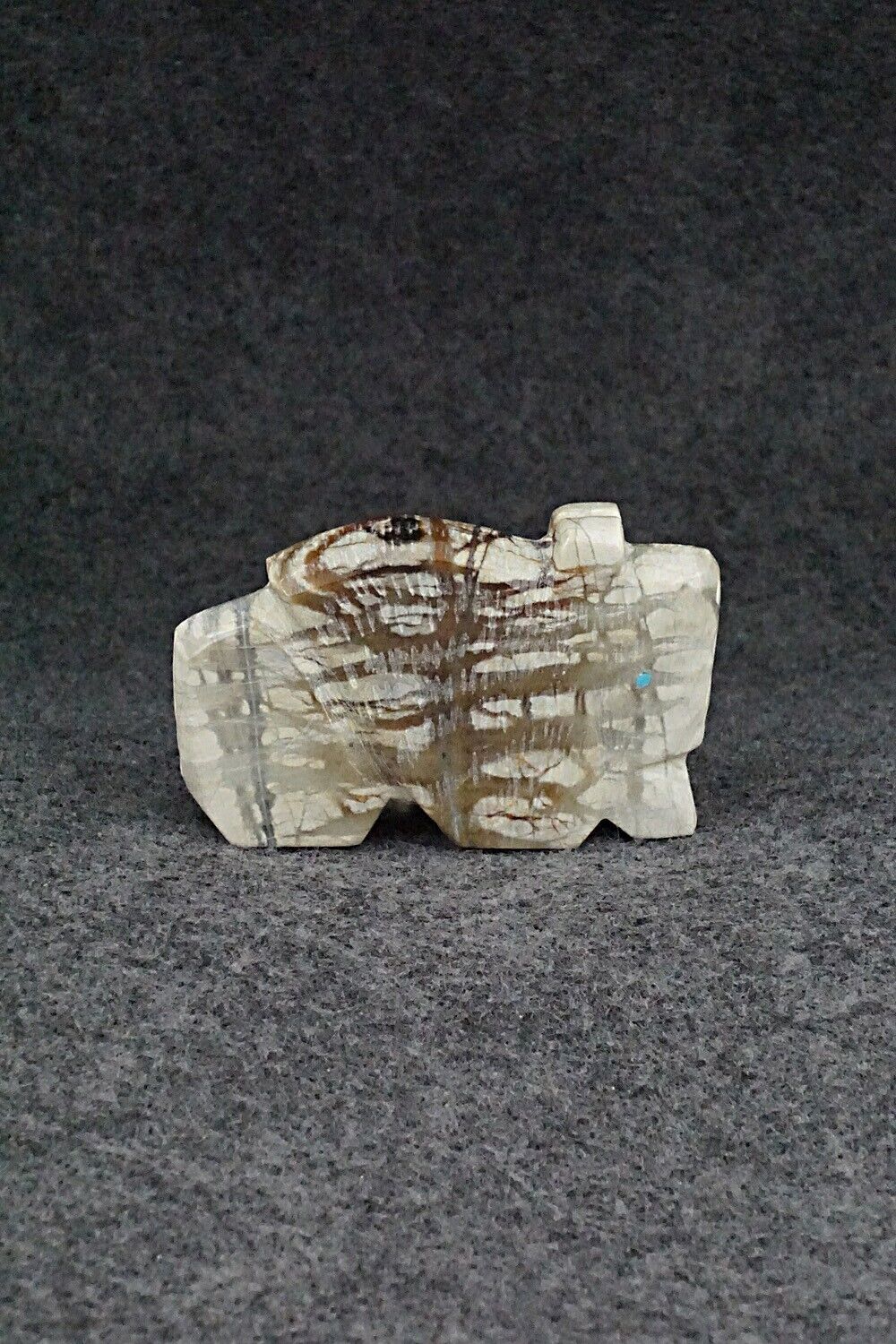 Buffalo Zuni Fetish Carving - Danny Lonjose