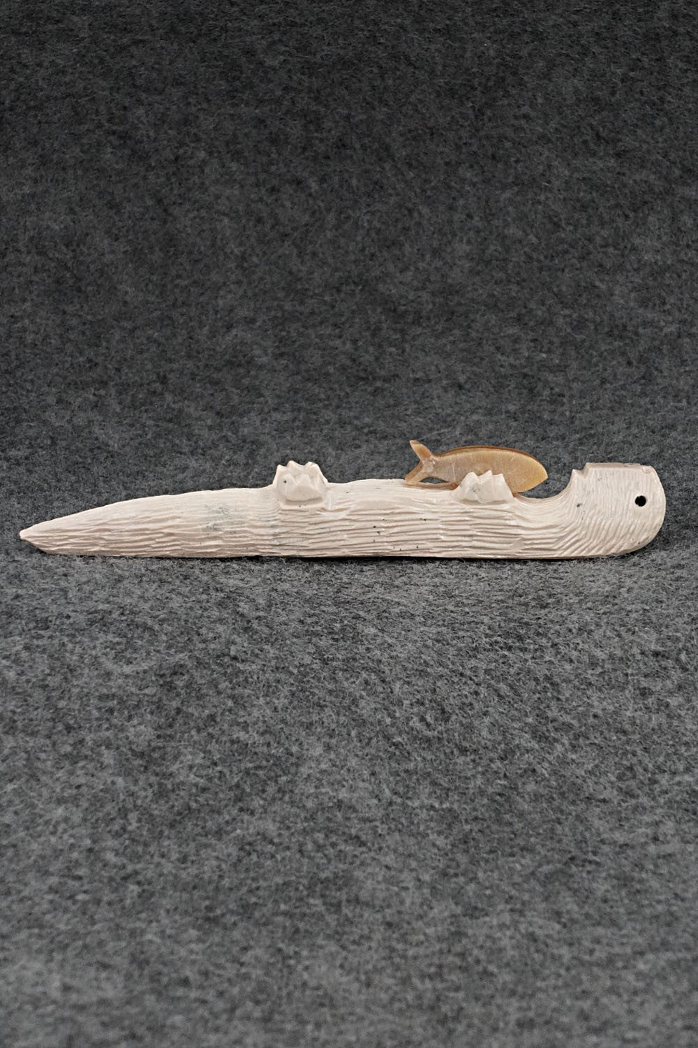 Otter Zuni Fetish Carving - Jesus Espino