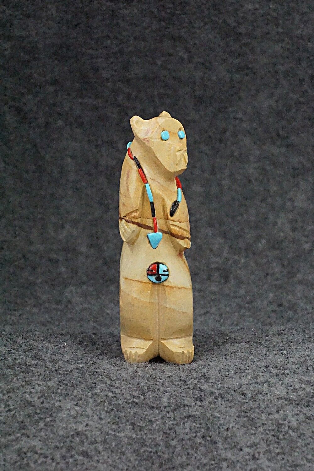 Bear Zuni Fetish Carving - Danette Laate