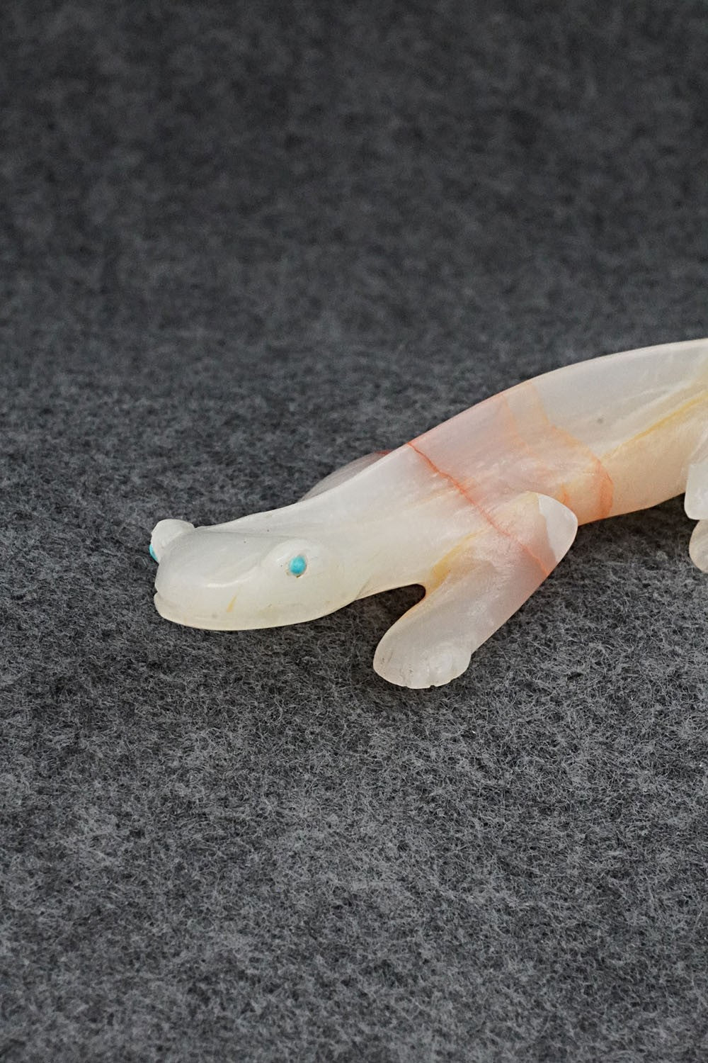 Lizard Zuni Fetish Carving - Lance Cheama
