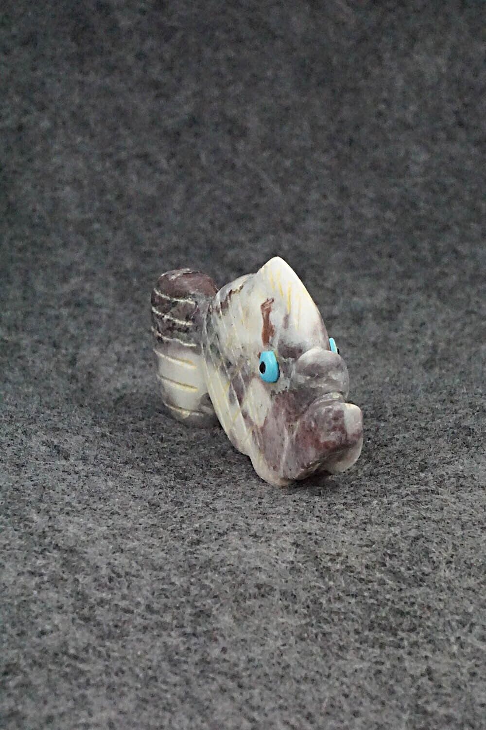 Fish Zuni Fetish Carving - Danette Laate