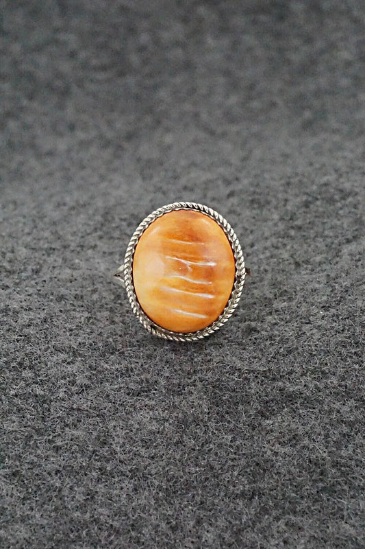 Spiny Oyster & Sterling Silver Ring - Ernest Hawthorne - Size 8