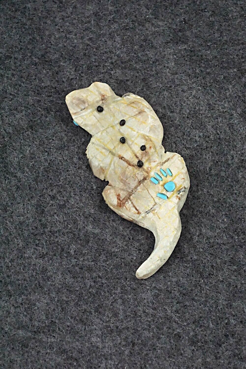 Lizard Zuni Fetish Carving - Danette Laate
