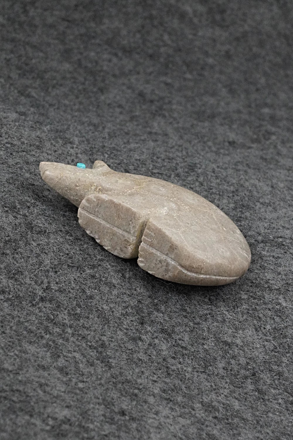Bear Zuni Fetish Carving - Ronnie Lunasee
