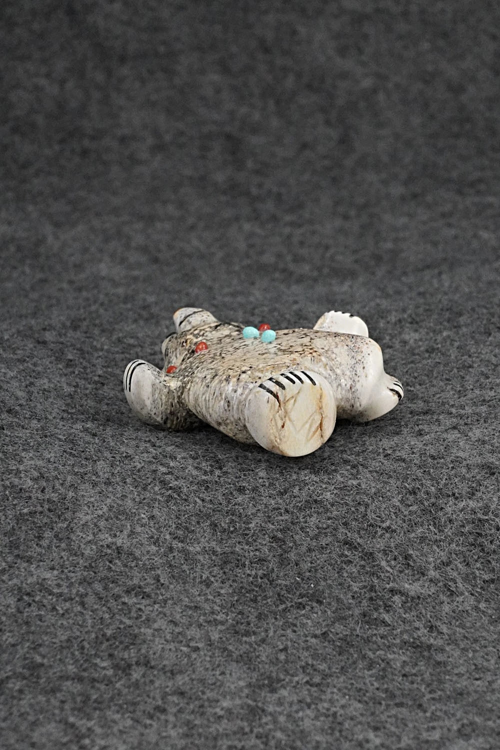 Dancing Bear Zuni Fetish Carving - Claudia Peina