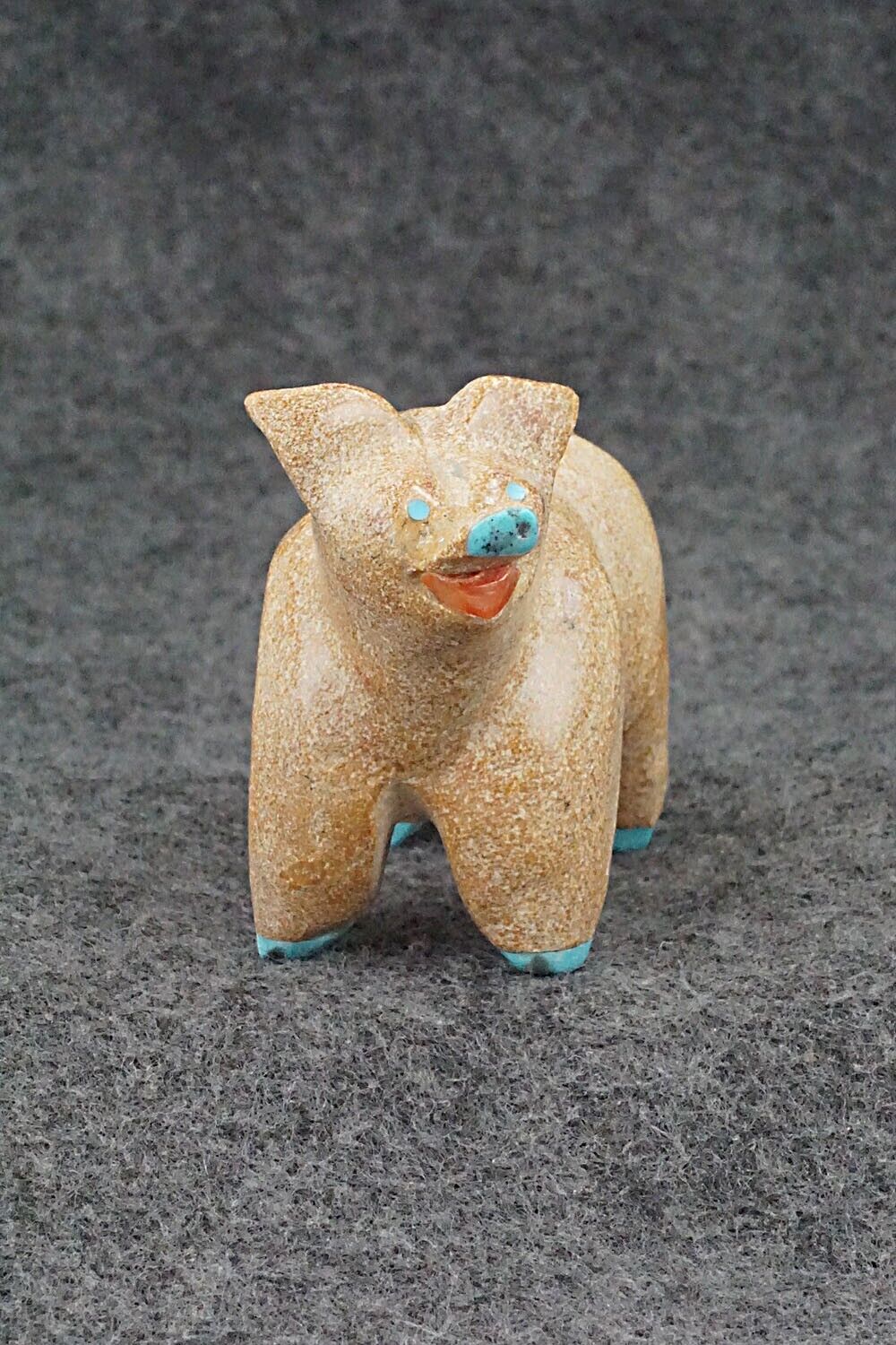 Pig Zuni Fetish Carving - Freddie Leekya