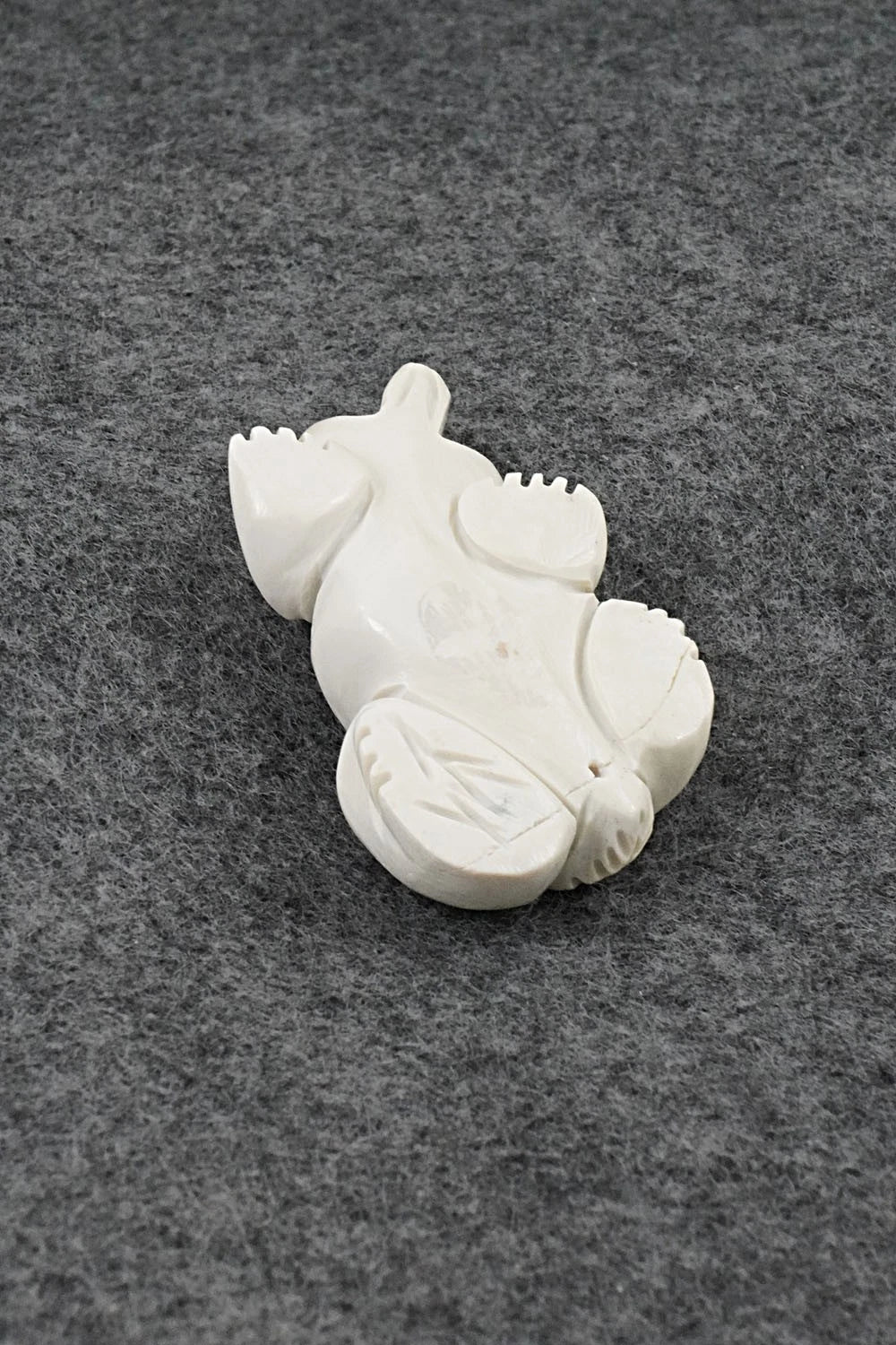 Badger Zuni Fetish Carving - Adrian Cachini