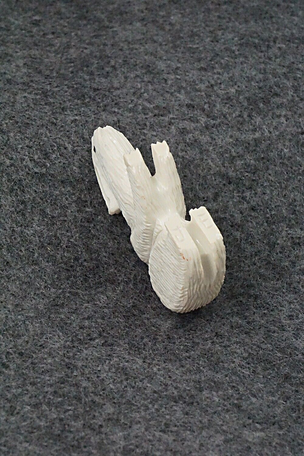 Rabbit Zuni Fetish Carving - Jesus Espino