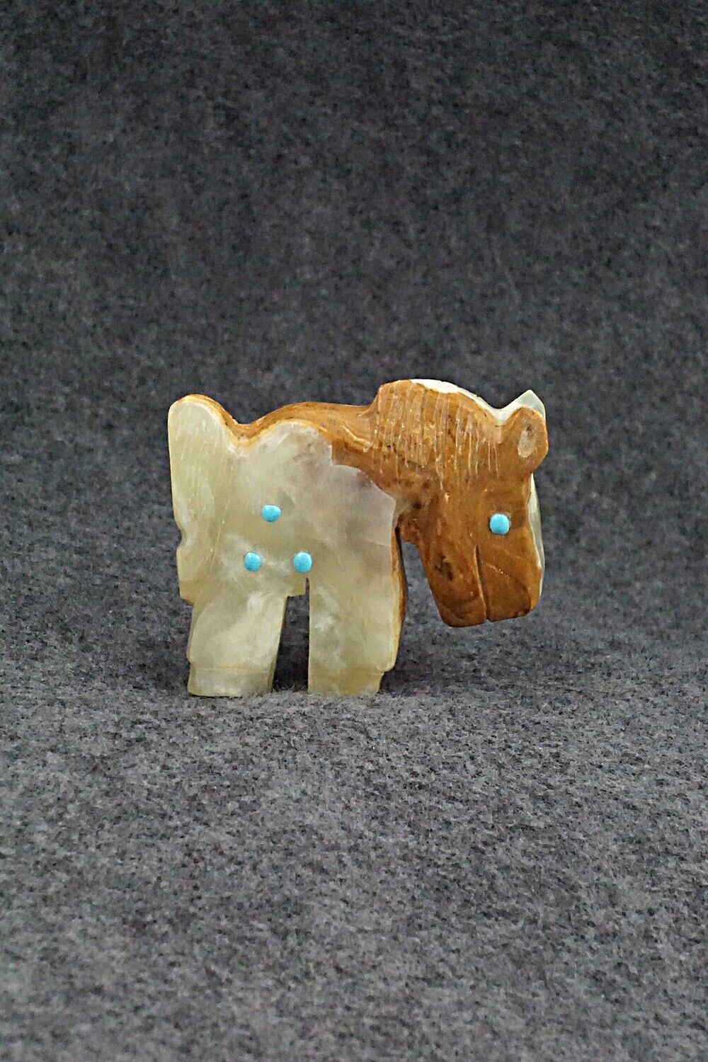 Horse Zuni Fetish Carving - Cody Chavez