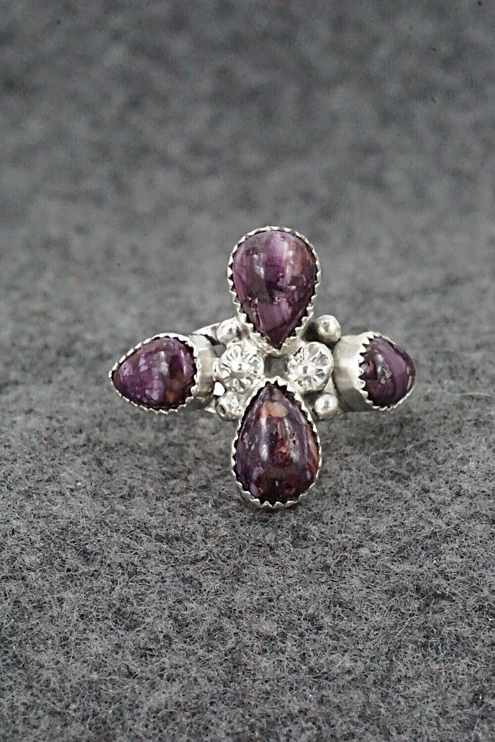 Spiny Oyster & Sterling Silver Ring - Maritta Martinez - Size 7.5