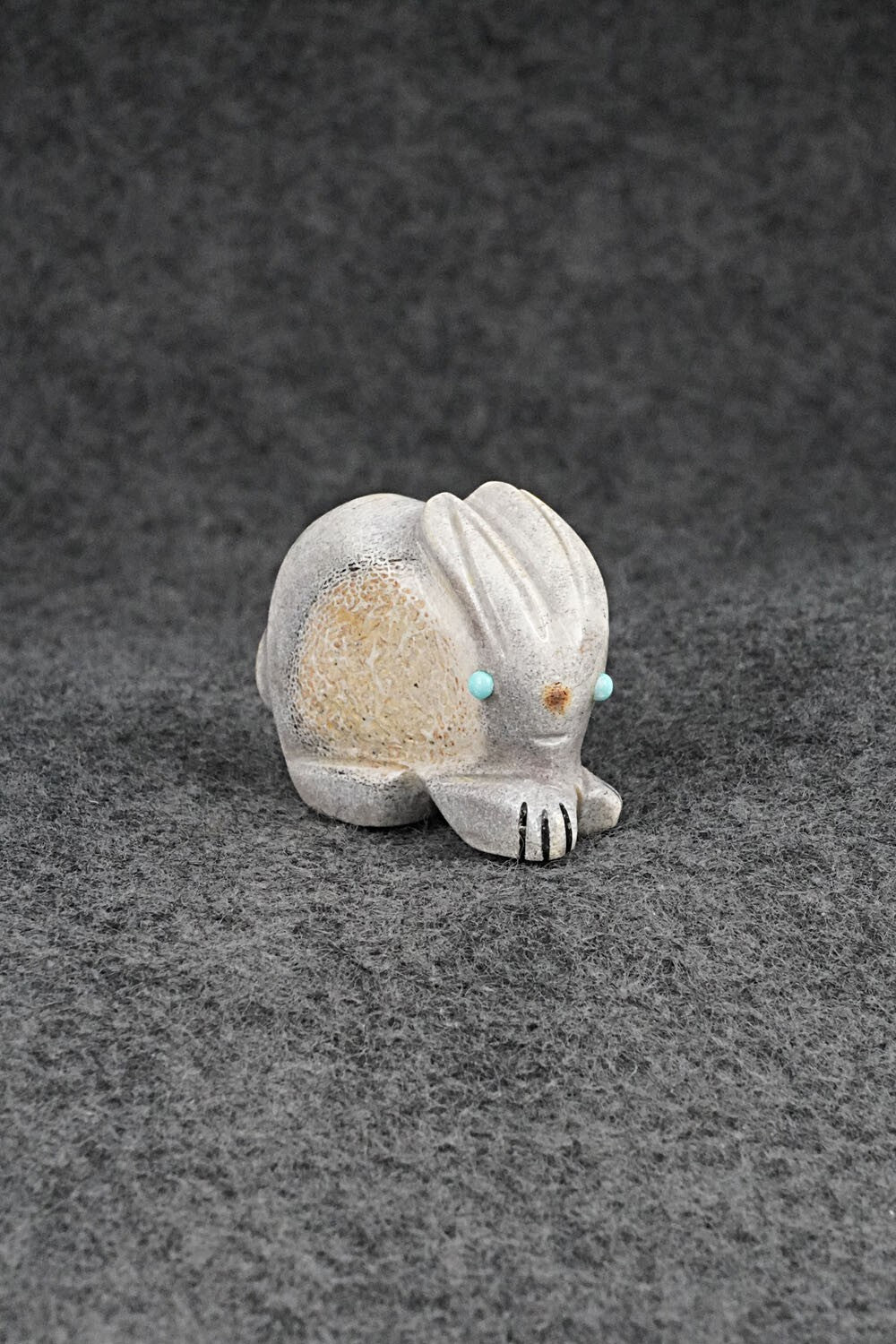 Rabbit Zuni Fetish Carving - Claudia Peina