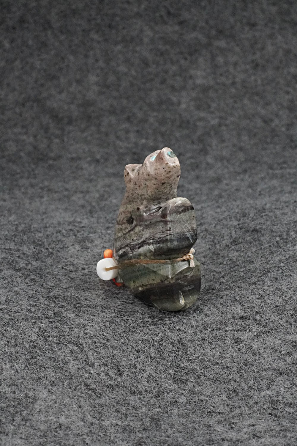 Bear Zuni Fetish Carving - Donavon Laiwakete