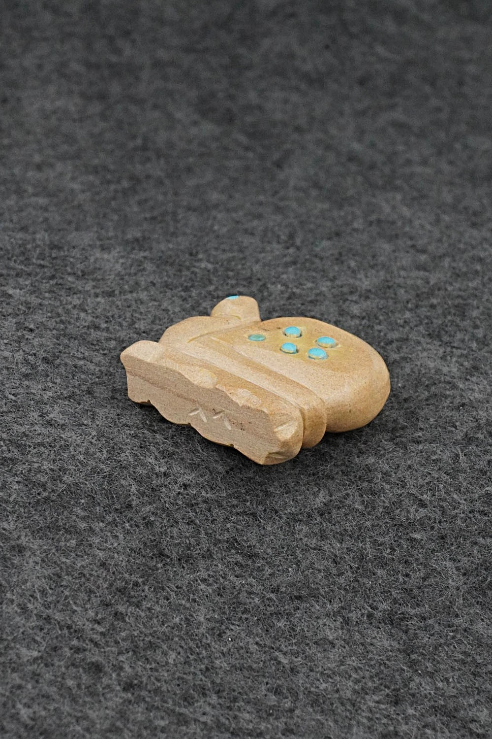 Snail Zuni Fetish Carving - Cody Chavez