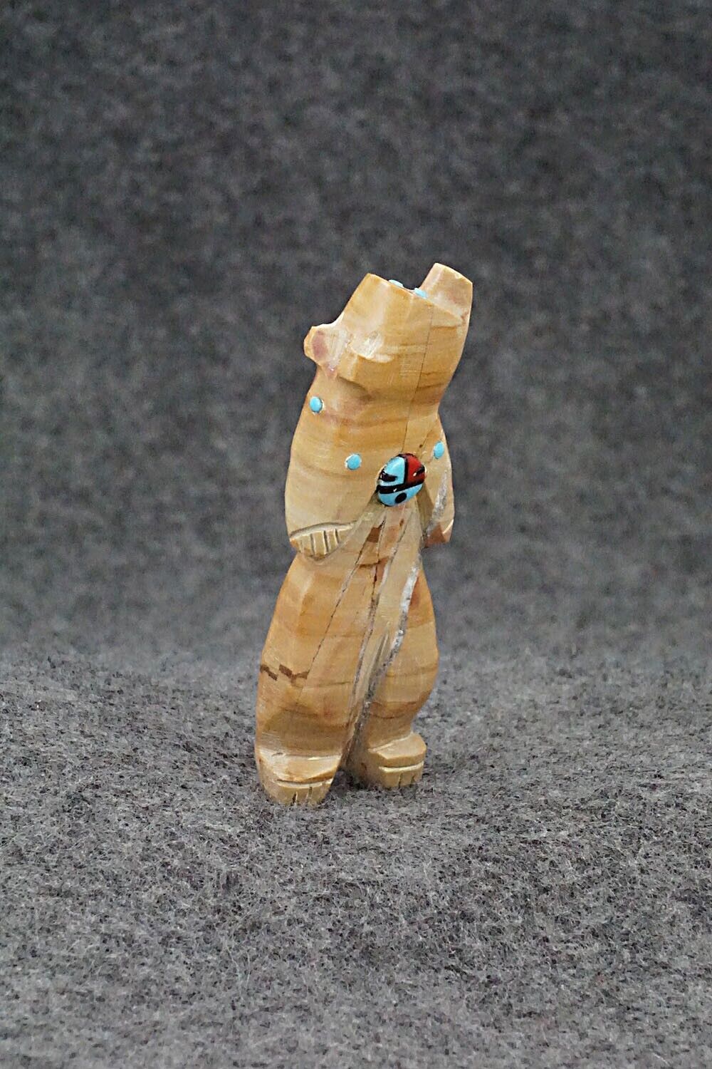 Bear Zuni Fetish Carving - Danette Laate