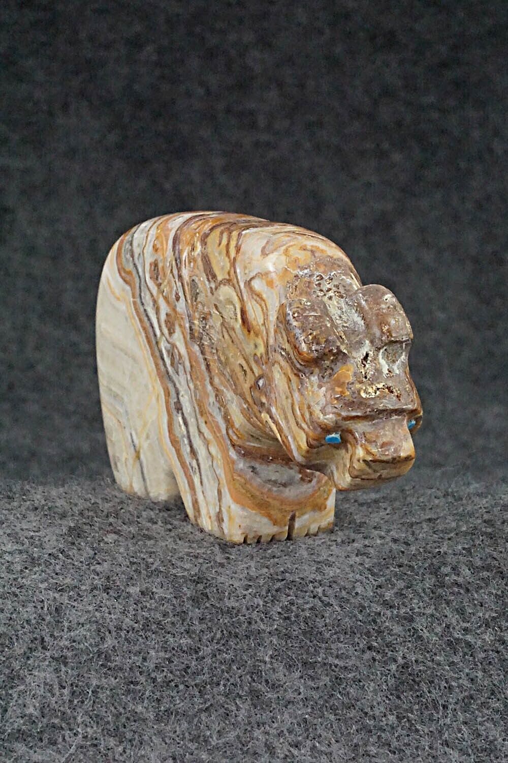 Bear Zuni Fetish Carving - Reynold Lunasee
