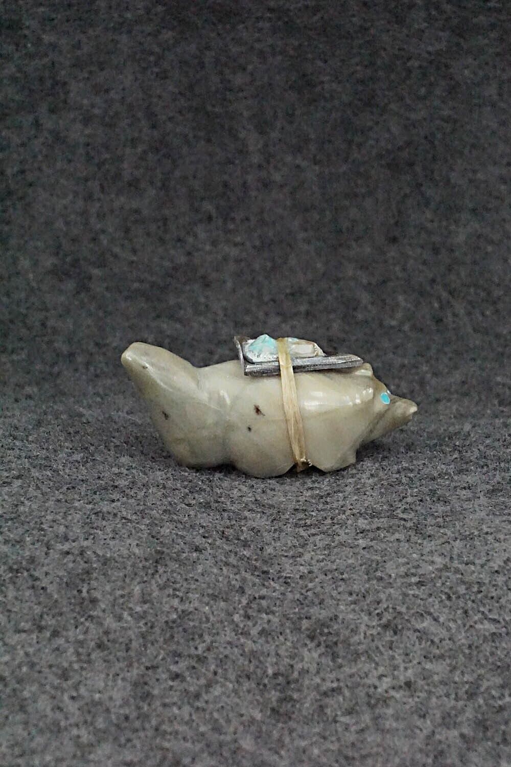 Fox Zuni Fetish Carving - Delvin Leekya