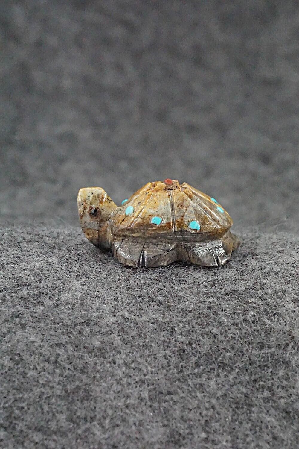 Turtle Zuni Fetish Carving - Carl Etsate