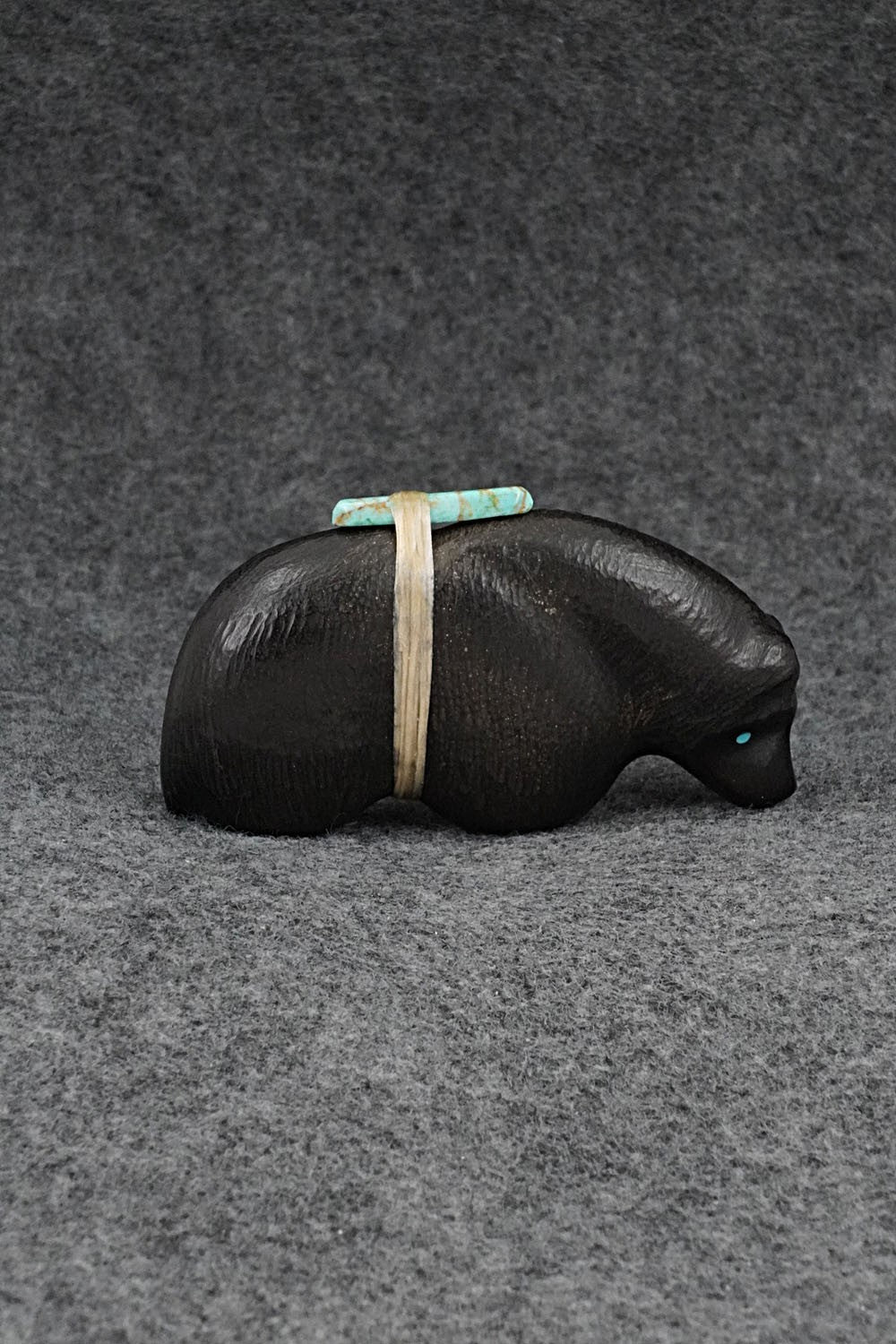 Bear Zuni Fetish Carving - Herbert Halate