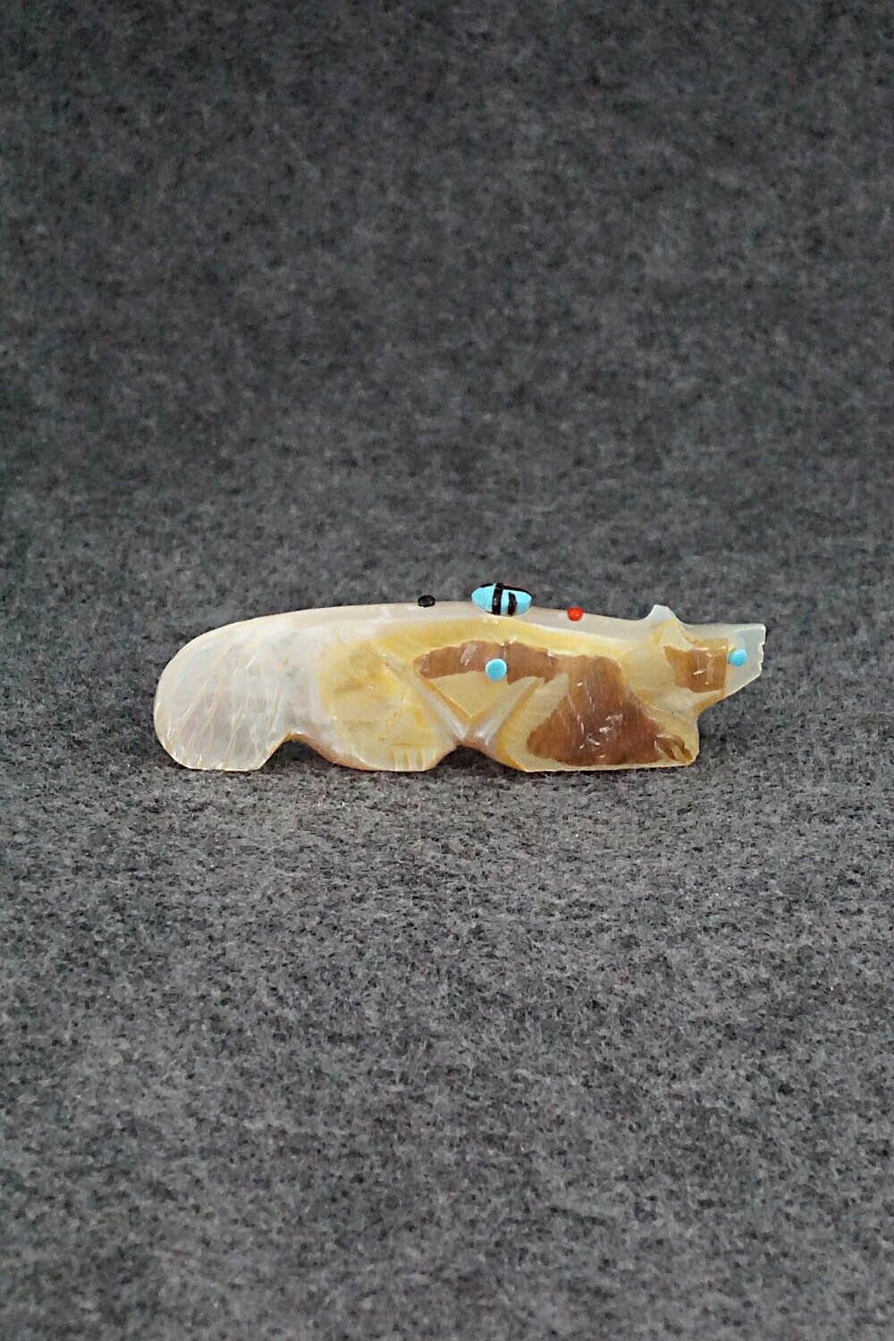 Wolf Zuni Fetish Carving - Danette Laate