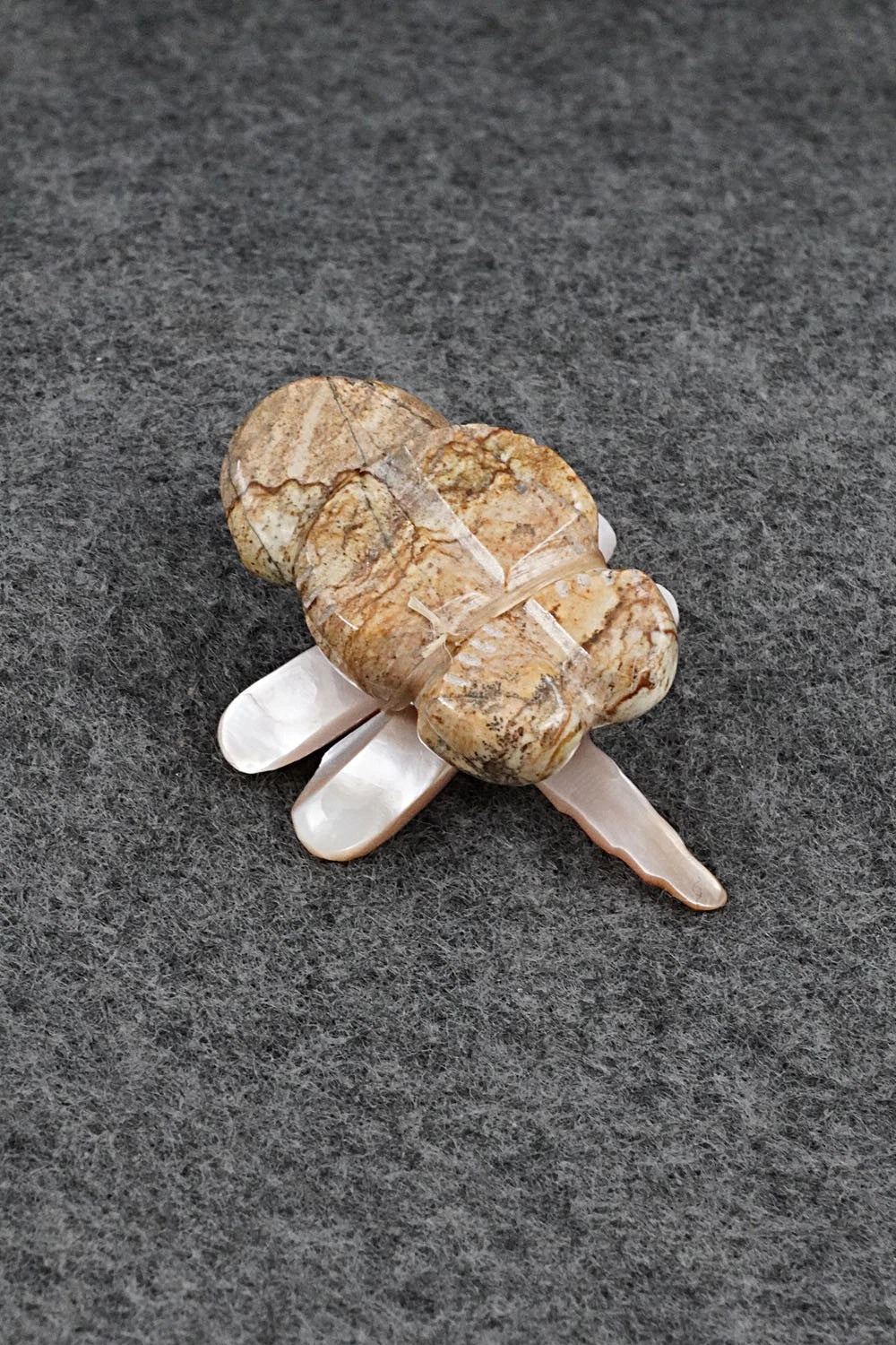 Frog Zuni Fetish Carving - Daisy Rose Leonard