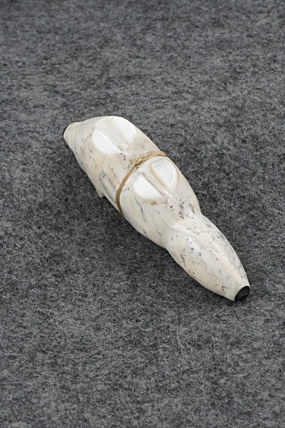 Fox Zuni Fetish Carving - Delvin Leekya