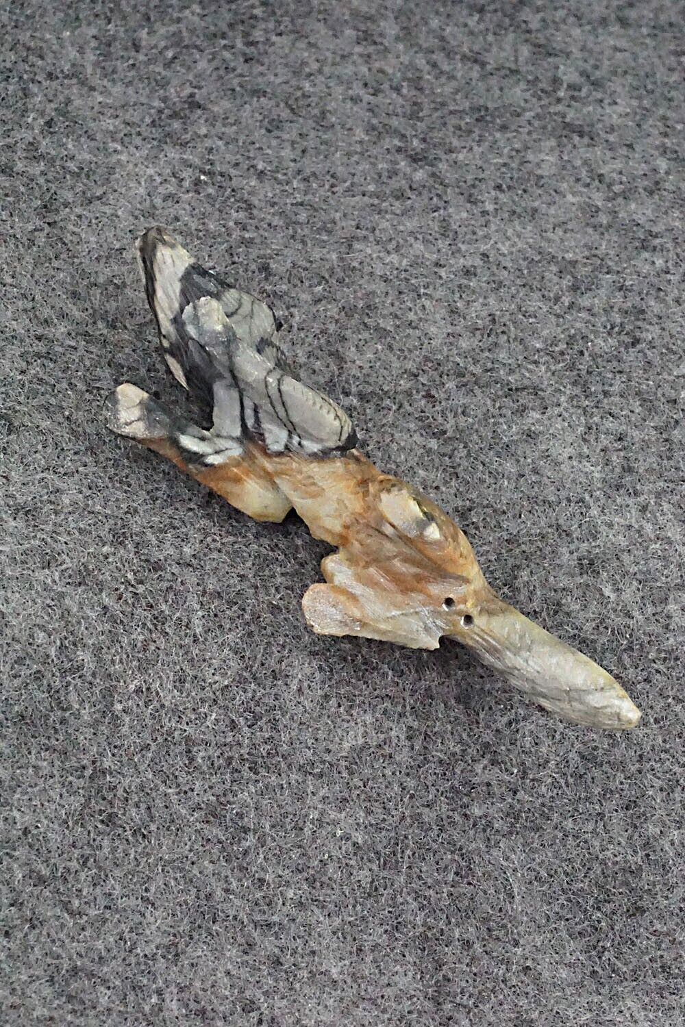 Wolf Zuni Fetish Carving - Lance Cheama