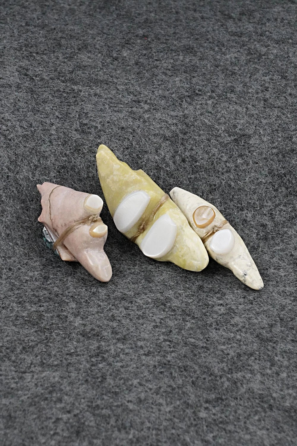 Badger, Wolf & Fox Zuni Fetish Carvings - Delvin Leekya
