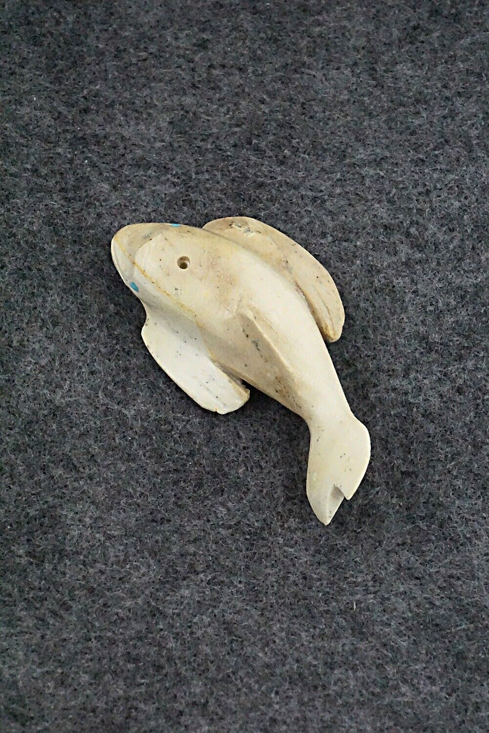 Whale Zuni Fetish Carving - Lindsey Cheama