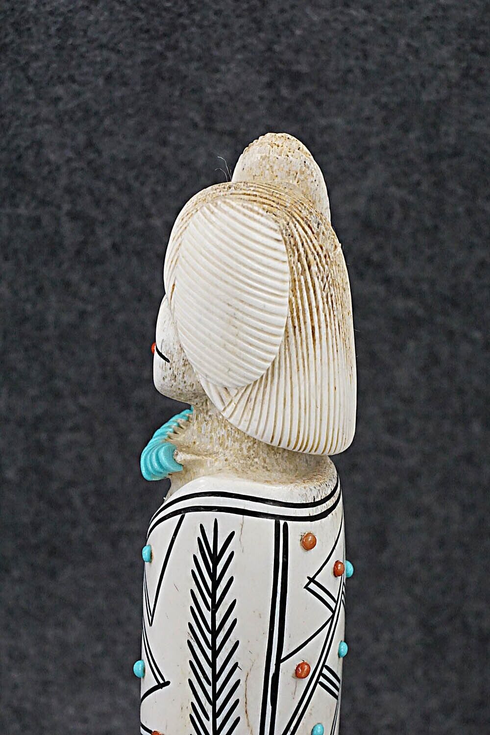 Corn Maiden Zuni Fetish Carving - Claudia Peina